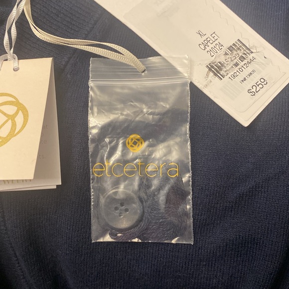 NWT Etcetera Capelet Sweater Size XL Color Navy Blue - Picture 9 of 11